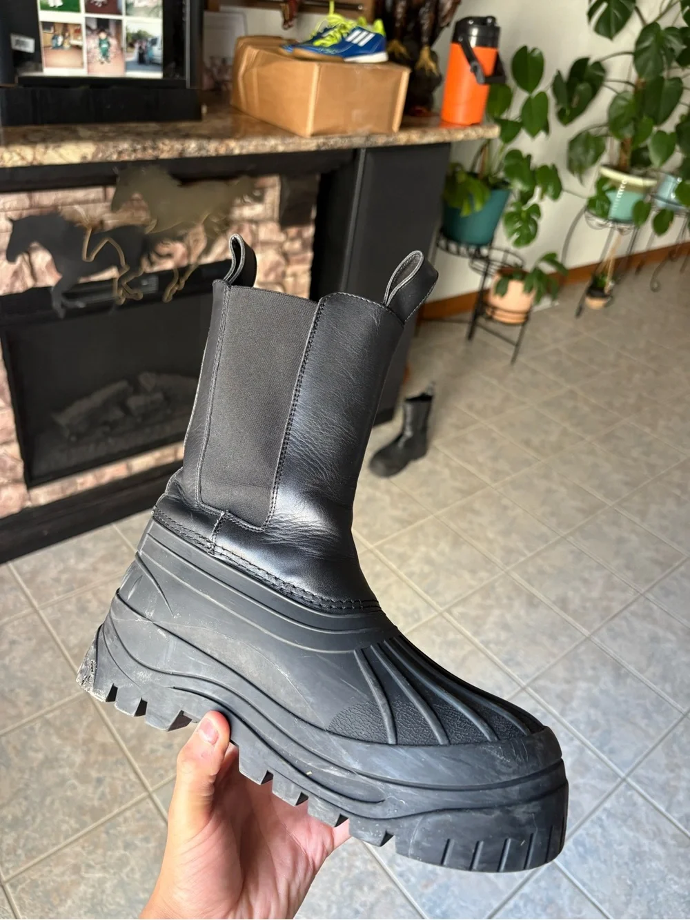 AXEL ARIGATO BLACK LEATHER DUCK BOOTS
